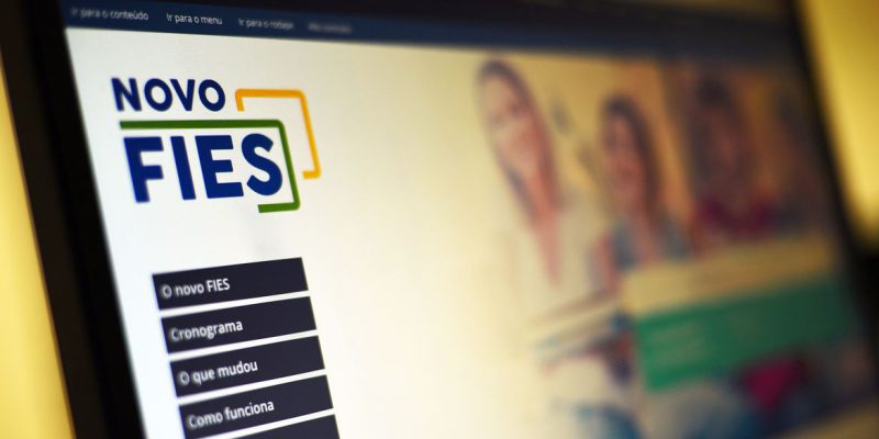MEC prorroga por dois dias inscrições para o Fies