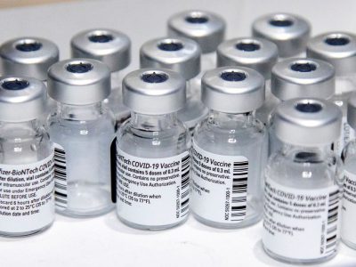 Pfizer entrega 8,97 milhões de novas doses ao Brasil