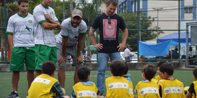Projeto 3 social do craque do futebol de areia Bruno Malias abre seu 8º núcleo, o 3º em Vitória