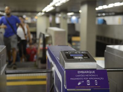 MetrôRio dá gratuidade a quem tomar 2ª dose da vacina contra covid-19