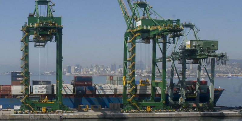 Superávit da balança comercial é o mais baixo para outubro desde 2015