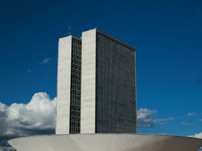 Câmara aprova emendas do Senado à MP que cria programa de crédito