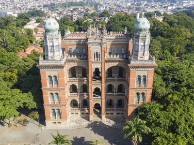 Fiocuz: InfoGripe destaca tendência de aumento de SRAG em crianças