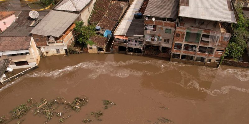 Medida Provisória prevê R$ 700 milhões a regiões atingidas por chuvas