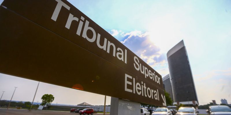 Partidos têm até dia 31 para pedir registro de federações partidárias