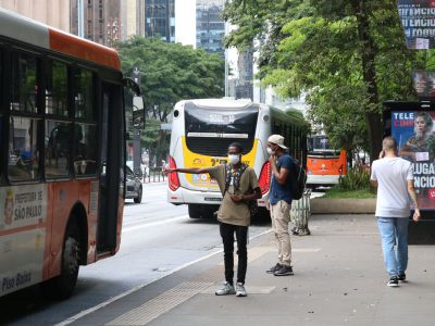 Covid-19: Brasil tem 8.195 casos e 62 mortes em 24 horas