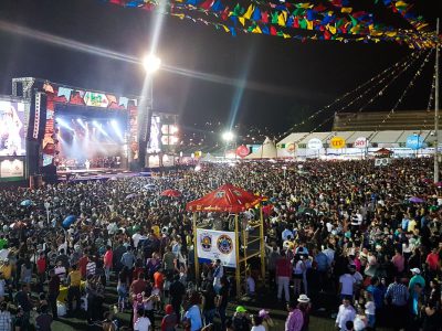 Recife estuda realizar festa de São João fora de época