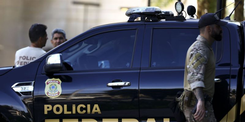 Polícia Federal combate extração ilegal de areia no estado do Rio