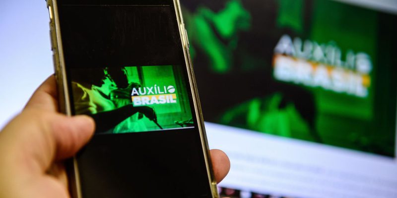 Governo paga Auxílio Brasil a beneficiários com NIS final 9