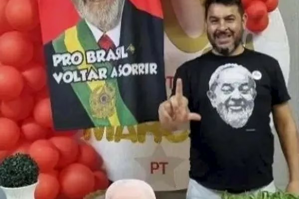 Bolsonarista invade festa e mata petista a tiros no PR