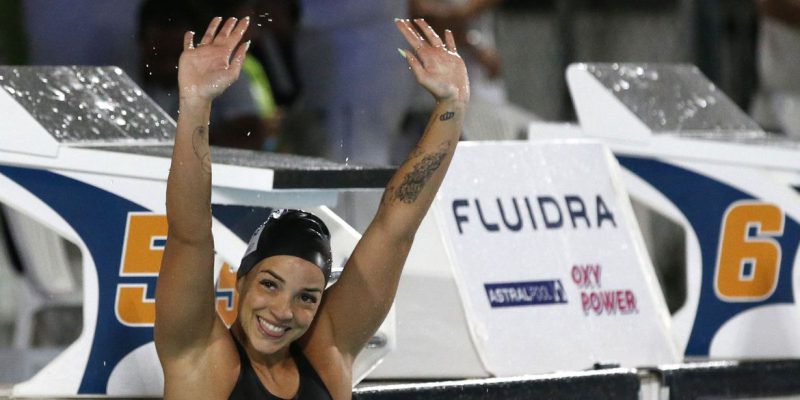Jhennifer Conceição bate recorde sul-americano nos 50 m estilo peito
