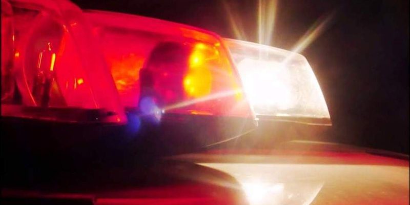 Policial fica ferido após ter o carro metralhado por criminosos na Serra