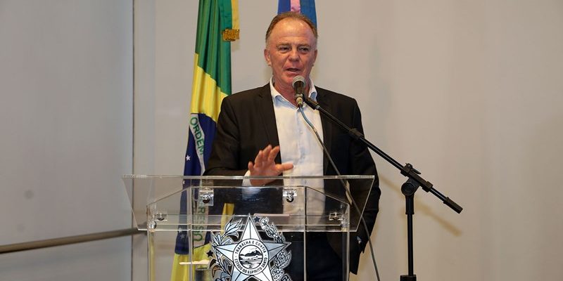 Governador testa positivo para Covid-19