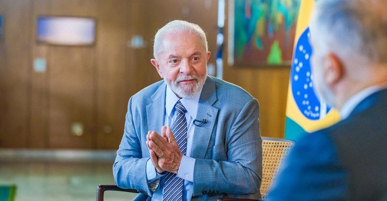 Lula: “Tenho um compromisso de fazer este país voltar a crescer economicamente