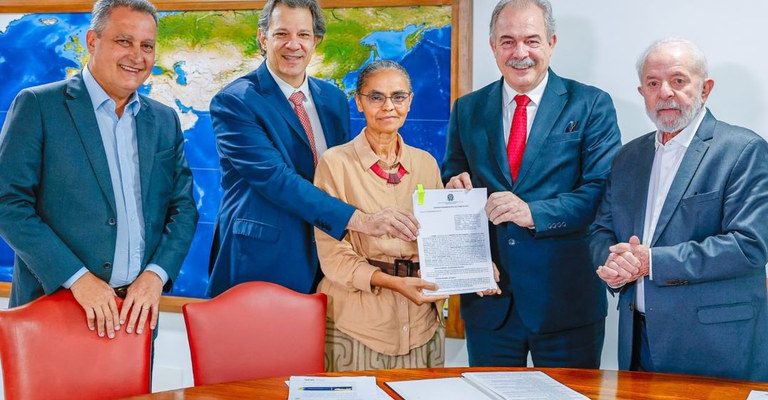 Governo Federal assina contrato para execução de R$ 10,4 bilhões pelo Fundo Clima