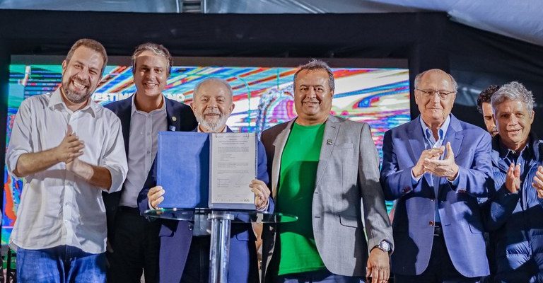 “Estou investindo no futuro desse país”, diz Lula ao anunciar novo campus na Zona Sul de São Paulo