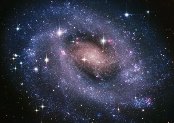Imagem da galáxia espiral mais próxima da Terra é revelada pela NASA; contemple a fotografia