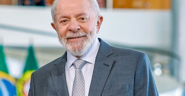 O Brasil hoje está infinitamente melhor do que nós pegamos”, diz Lula sobre economia do país
