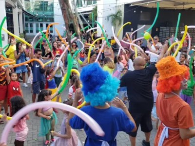 Carnaval é feriado, ponto facultativo ou dia normal de trabalho? Veja como conseguir uma folga