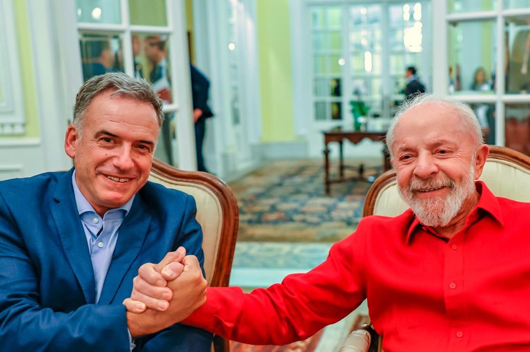 Lula reforça parceria histórica entre Brasil e Uruguai na promoção da integração sul-american