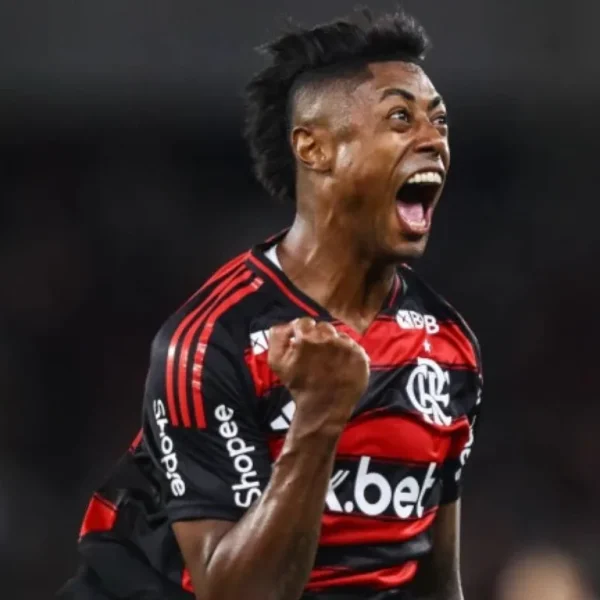 Flamengo vence o Vasco e coloca um pé na final do Campeonato Carioca