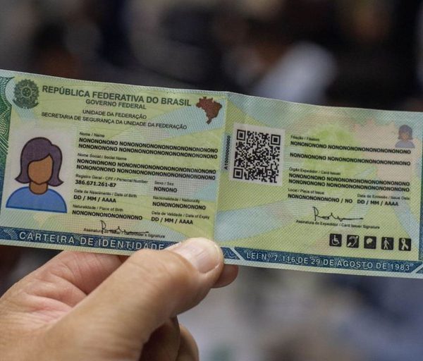Crianças e adolescentes são recordistas na emissão da nova Carteira de Identidade Nacional