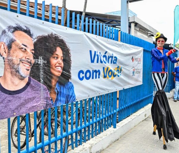 Vitória com Você: Mutirão leva mais de 35 serviços gratuitos para os moradores de Resistência