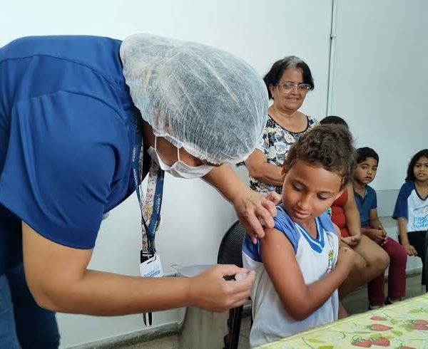 Vacinação nas Escolas públicas no ES segue até final de maio