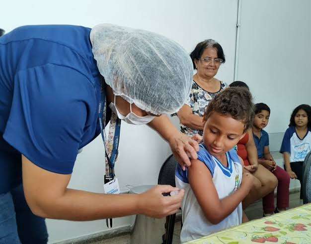 Vacinação nas Escolas públicas no ES segue até final de maio